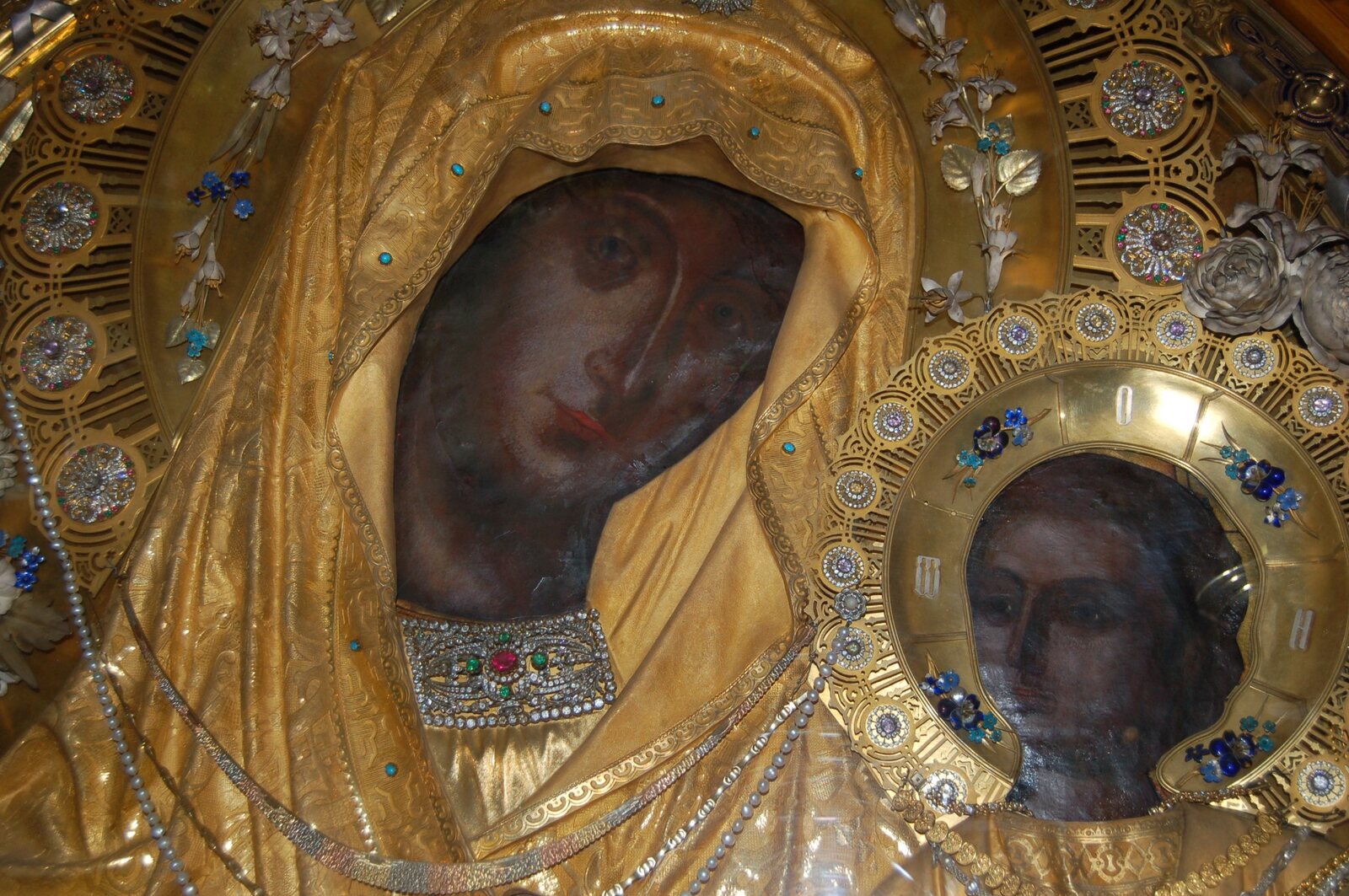 The Ready Listener icon of the Mother of God